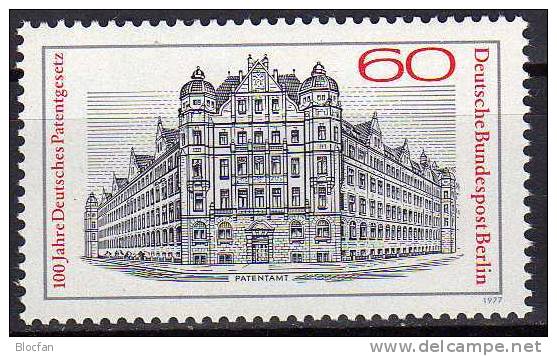 100 Jahre Patente 1977 Berlin 550, ZD+ 4-Block ** 14€ Architektur Des Reichs-Patentamt Kreuzberg Bloc Sheet From Germany - Química
