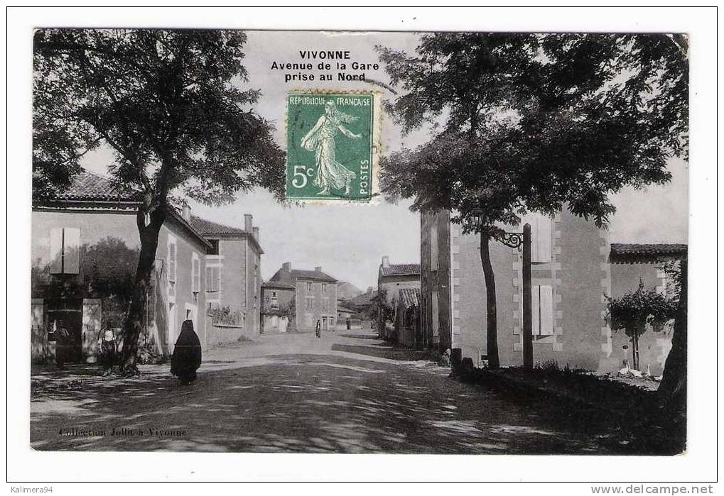 VIENNE  /  VIVONNE  /  AVENUE  DE  LA  GARE  PRISE  AU  NORD - Vivonne