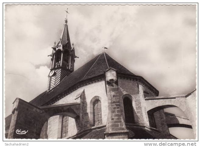 89. Cpsm. CHABLIS. Le Clocher Et L´Abside De L´Eglise St-Martin - Chablis