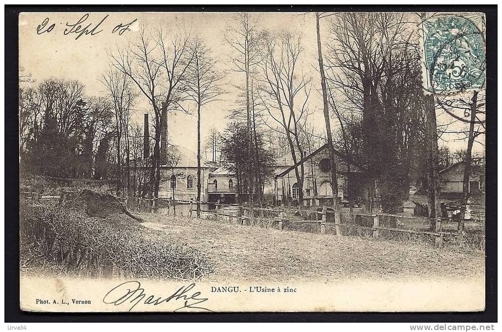 CPA  ANCIENNE- FRANCE- DANGU (27)-  L'USINE A ZINC EN GROS PLAN DANS LES ARBRES EN HIVER- - Dangu