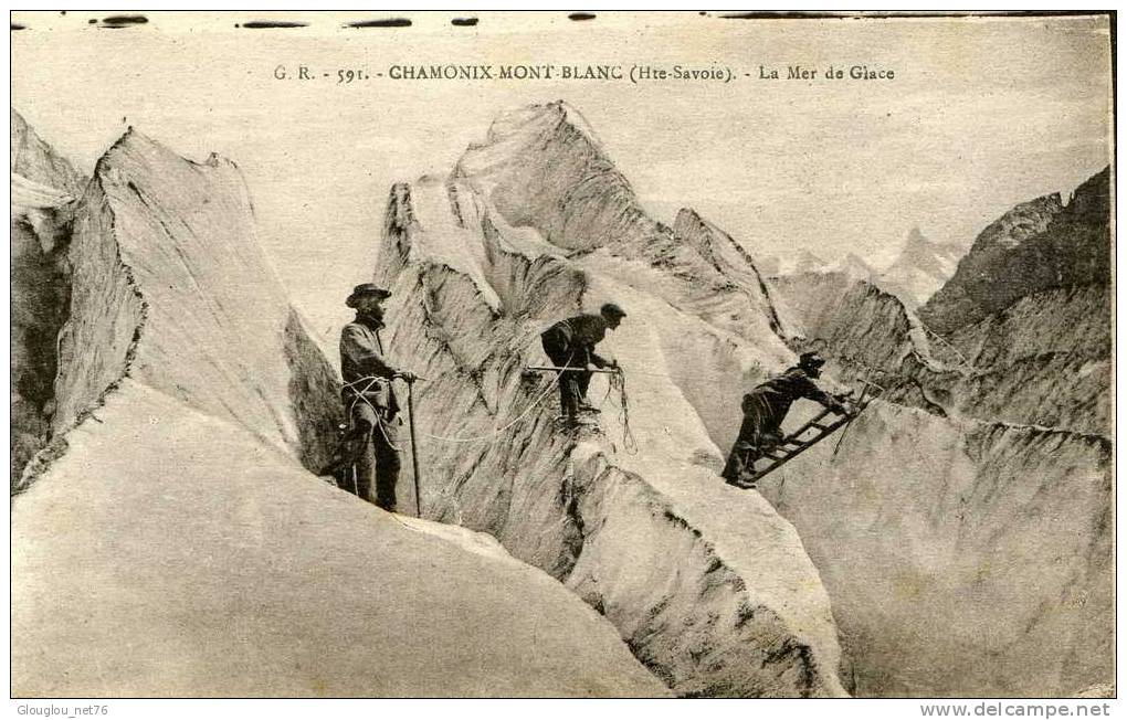 CHAMONIX MONT BLANC...LA MER DE GLACE....CPA ANIMEE - Escalade