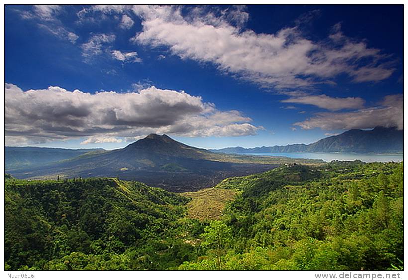 Volcano  ,   Postal Stationery -Articles Postaux -Postsache F (Y03-07) - Volcans