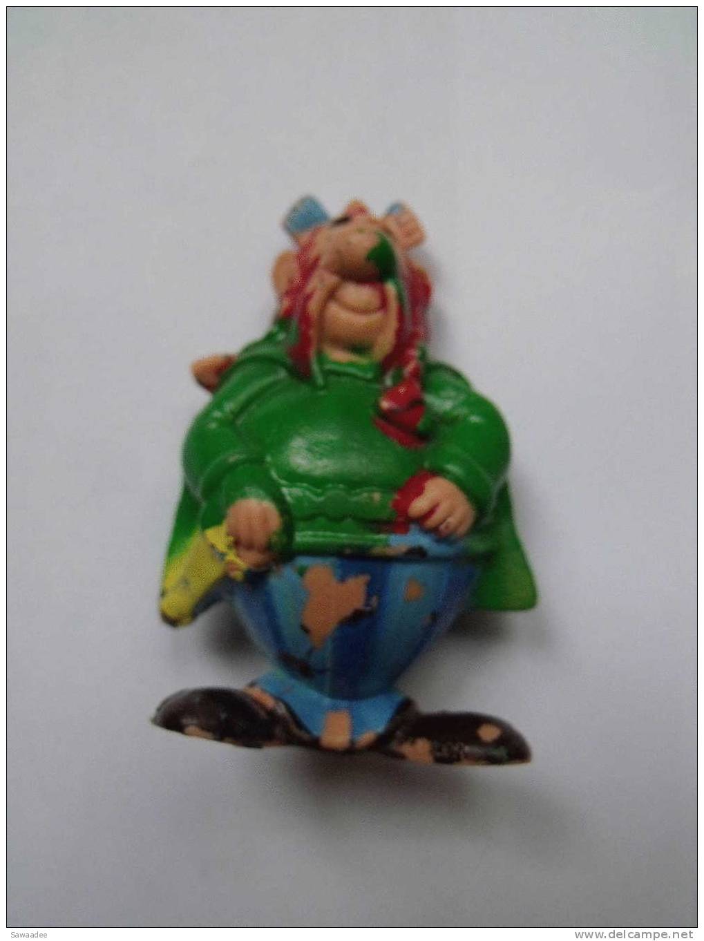 FIGURINE - ABRARACOURCIX - HAUTEUR 6 CM - INSCRIPTION SOUS LES PIEDS D67 FABRICADO EM MACAU - Asterix & Obelix