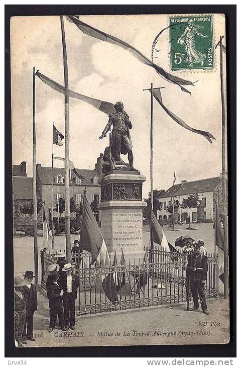 CPA  ANCIENNE- FRANCE- CARHAIX (29)- STATUE DE LA TOUR-D'AUVERGNE- DRAPEAUX- BELLE ANIMATION- PLANTON EN ARME- - Carhaix-Plouguer