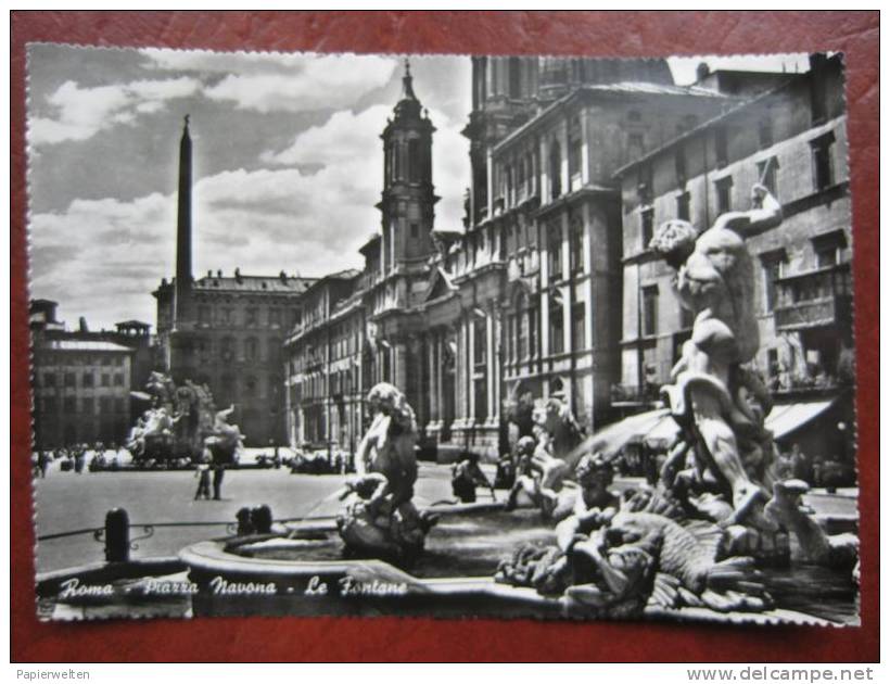 Roma - Piazza Navona - Le Fontane - Places & Squares