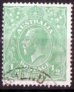 Australia 1914 King George V 1/2d Green - Single Crown Wmk Used- Actual Stamp - Centred Left - SG20 - Used Stamps