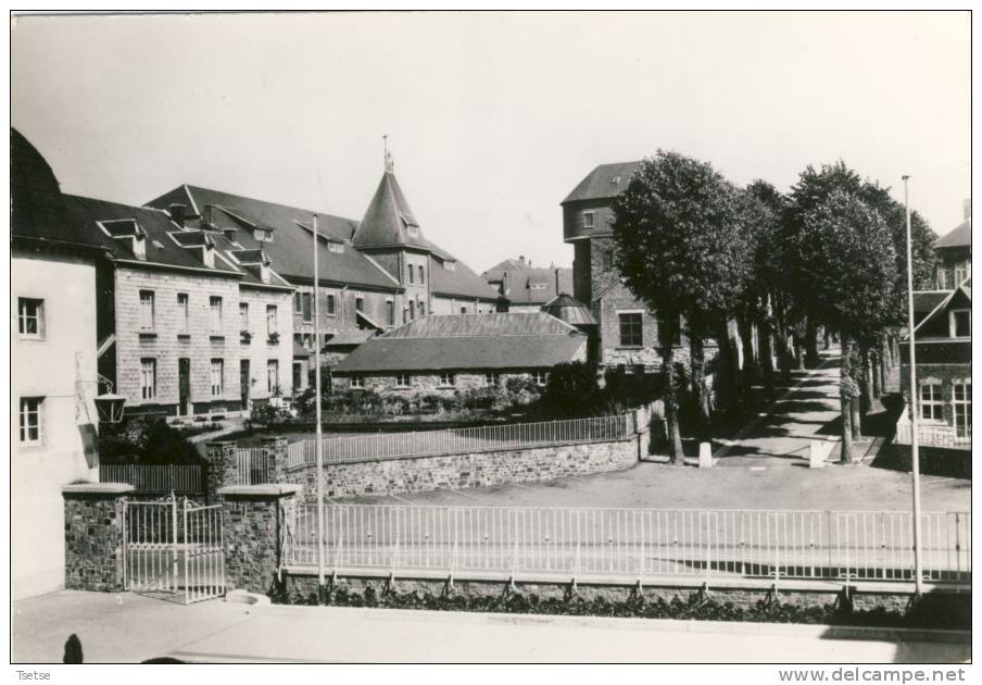 Carlsbourg - Etablissement St-Joseph - Vue Vers La Ferme - Paliseul