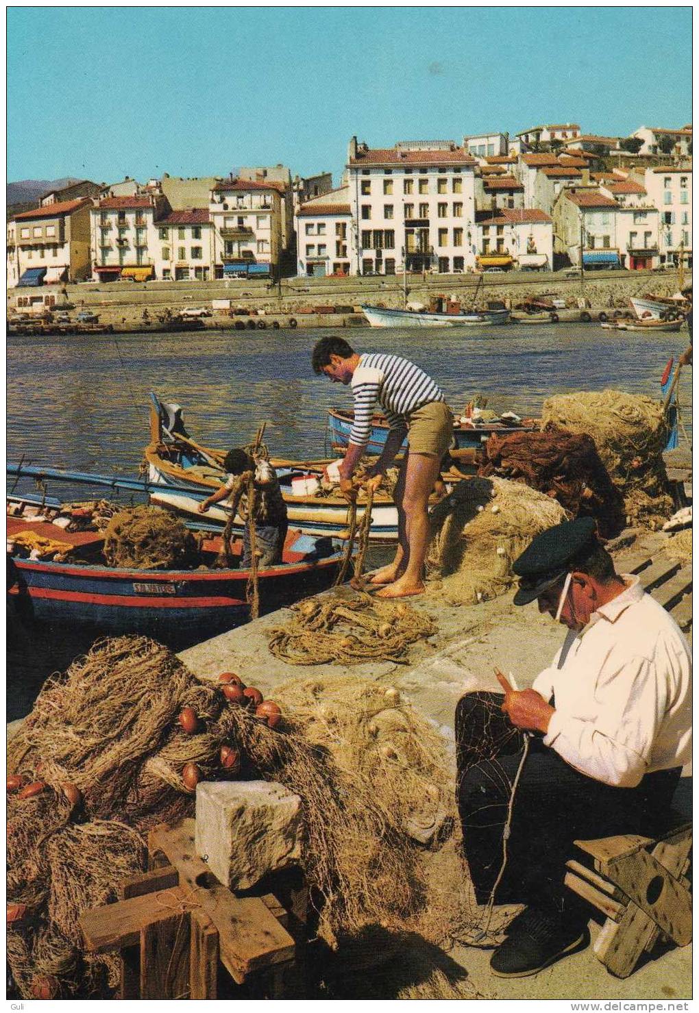 [ Métiers >  Pêche -Scènes De Pêche En Méditérranée- Remaillage De Filets De Bateaux De Pêche à Quai * PRIX FIXE - Pêche