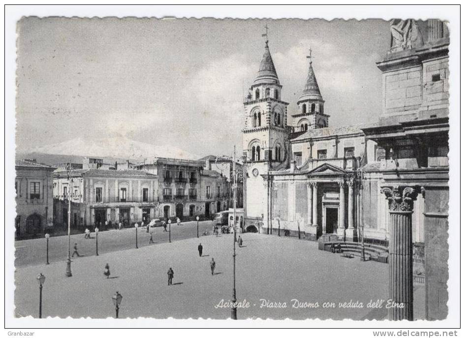 ACIREALE, PIAZZA DUOMO, B/N, VG 1958, ANIMATA   **** - Acireale