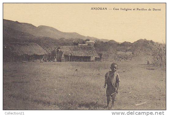 COMORES ... ANJOUAN ... CASE INDIGENE ET PAVILLON DE DARINI - Komoren