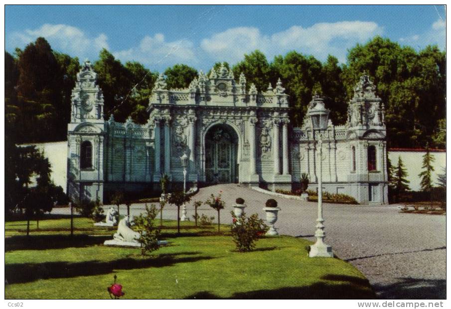 Istanbul Inside Entrance Of Dolmabahçe Palace - Turquie