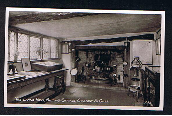 RB 648 -  Real Photo Postcard Milton's Cottage Chalfont St Giles Buckinghamshire - The Living Room - Buckinghamshire