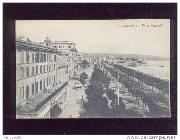 Civitavecchia Viale Garibaldi  édit.nunzi Silvio N° 50152 990 - Civitavecchia