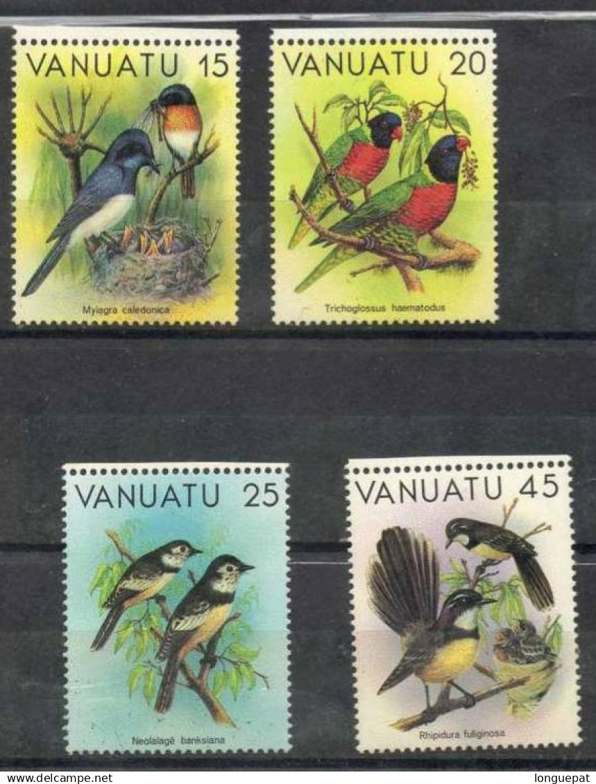 VANUATU : Oiseaux (Passereaux) : Myizgra Caledonica, Trichoglossus Haematodus, Neolalage Banksiana, Rhipidura Fuliginosa - Vanuatu (1980-...)