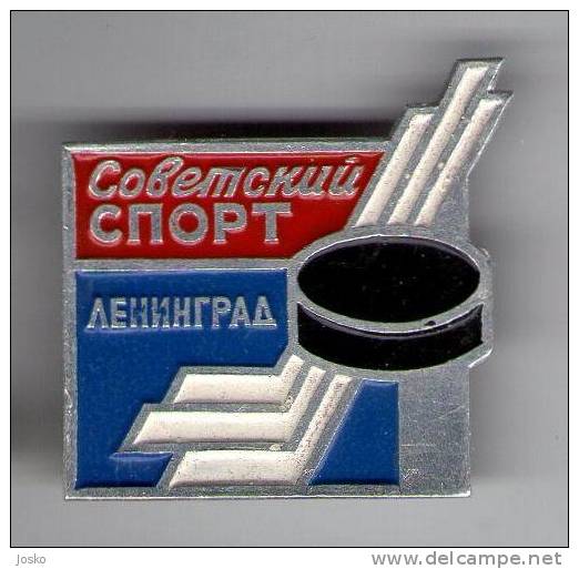 ICE HOCKEY Leningrad ( Russia - Large Badge ) * Hockey Sur Glace Sobre Hielo Su Ghiaccio Eishockey Ijshockey - Wintersport