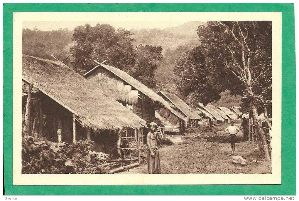 VILLAGE BIRMAN N° 4 - Myanmar (Burma)