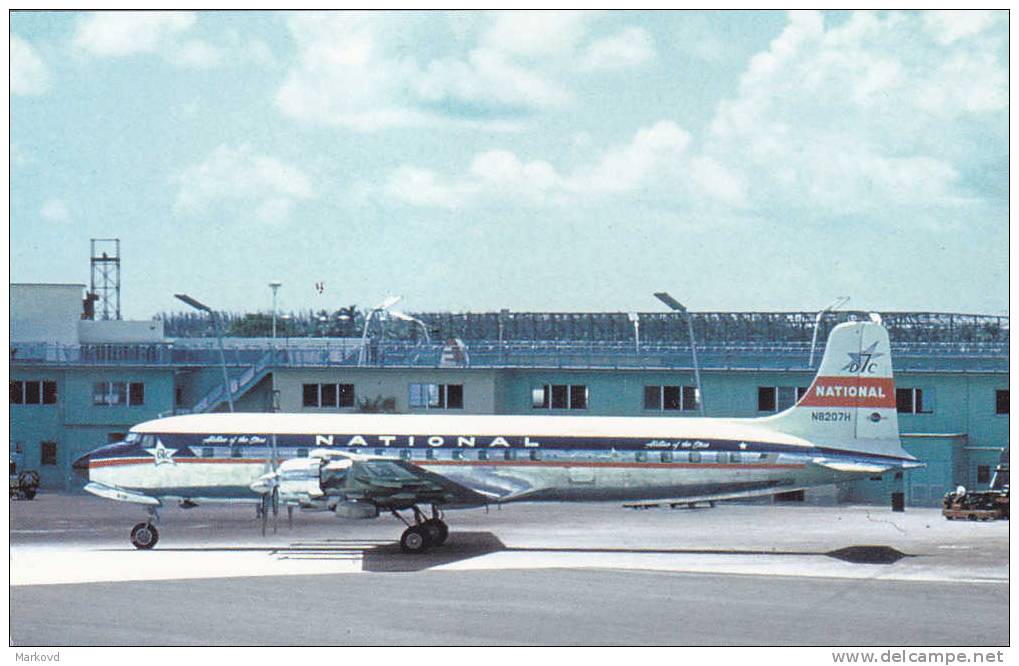 National Airlanes Douglas DC-7 - 1946-....: Moderne