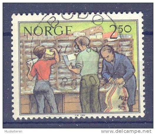 Norway 1984 Mi. 896     2.50 Kr Die Arbeit Der Post Sortierdienst - Oblitérés