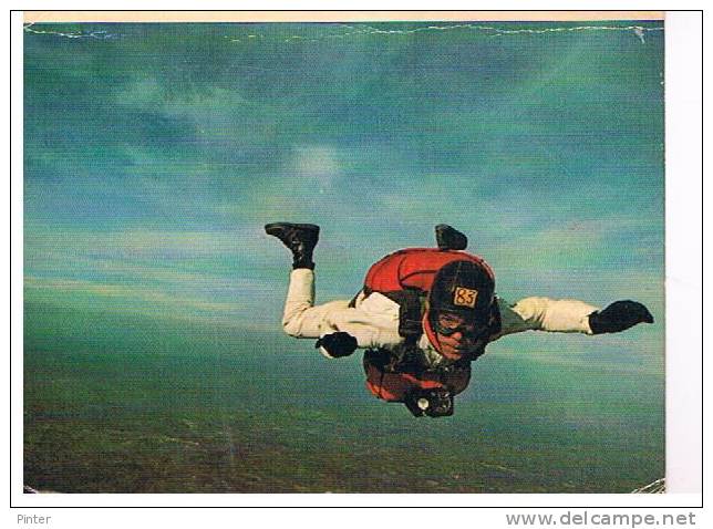 PARACHUTISME - Chute Libre - Ecole FREIER FALL - Parachutting