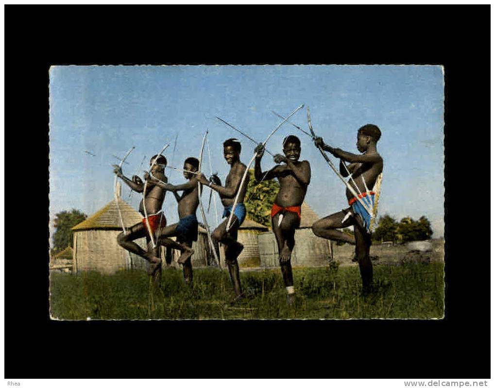 SPORT - TIR A L´ARC - L´AFRIQUE EN COULEUR - Coniaguis Tirant à L´arc - Bogenschiessen