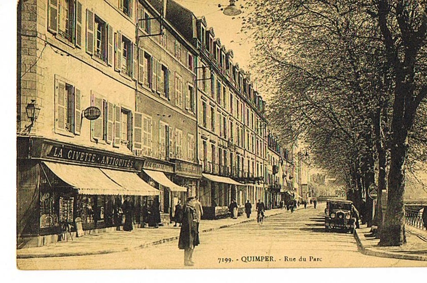 29-QUIMPER   - Rue Du Parc - Commerces -LA CIVETTE ANTIQUITES -Auto- Cpsm écrite 1940- Edit Villard - Quimper