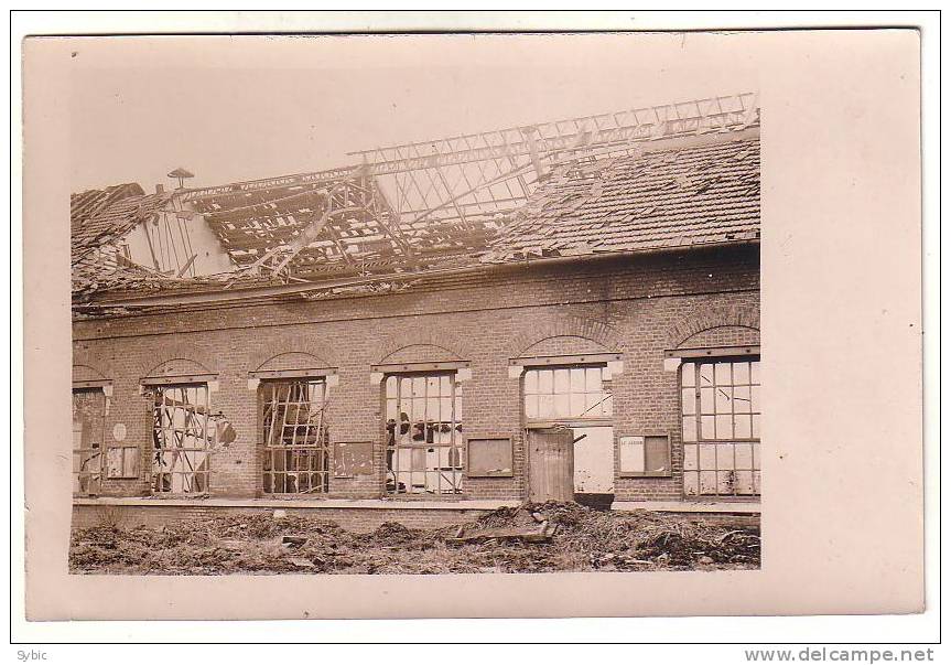 LENS -  BÂTIMENT DETRUIT  - CARTE PHOTO 28/11/1915 - Lens