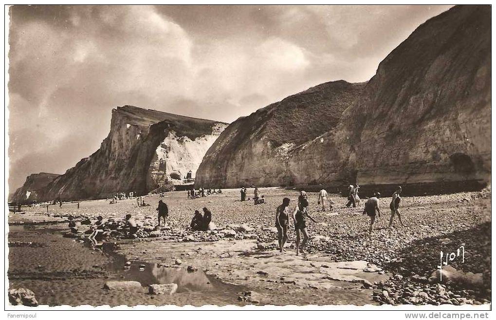 BERNEVAL-SUR-MER.    La Plage - Berneval