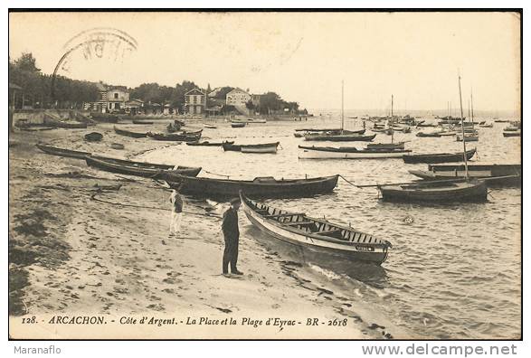 ARCACHON. La Place Et Le Plage D'Eyrac - Arcachon