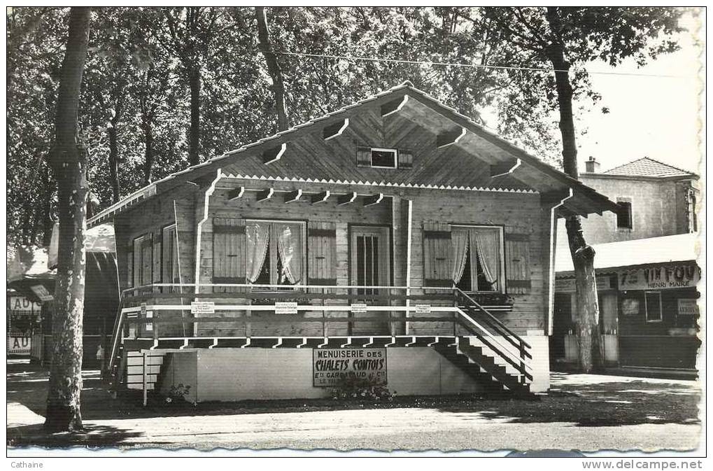 25 . LE VALDAHON . MEUNUISERIE DES CHALETS COMTOIS . ETABLISSEMENTS GARDAVAUD ET Cie - Autres & Non Classés