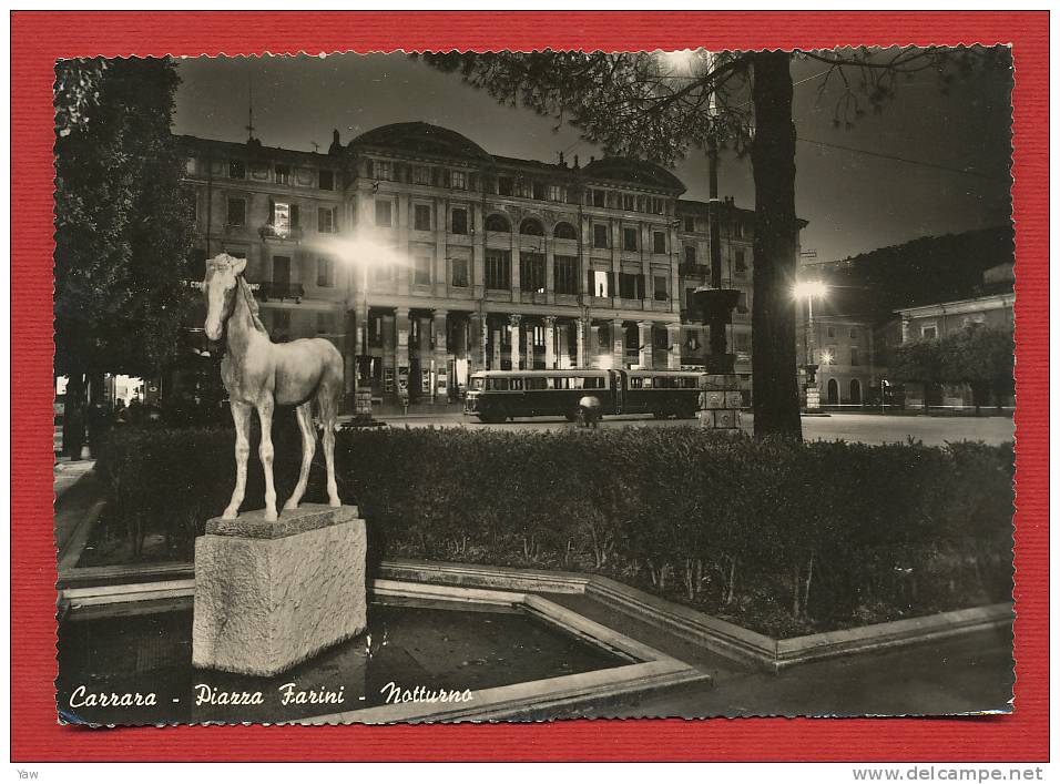 ITALIA 1962 CARRARA PIAZZA FARINI. NOTTURNO. VIAGGIATA. - Carrara