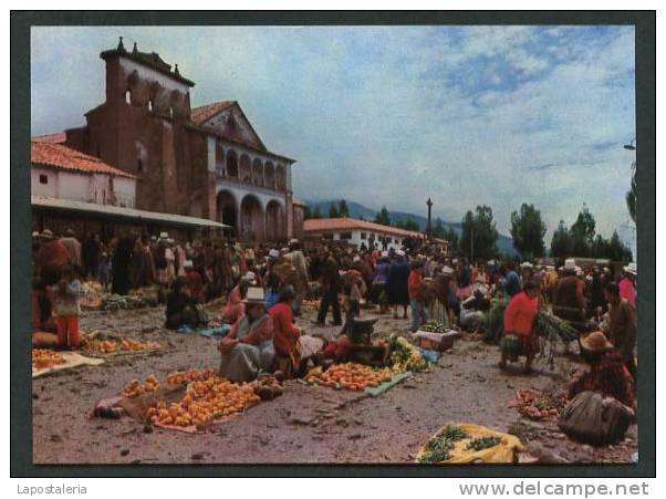 San Jeronimo. Dep. Cusco. *Mercado Dominical De San Jeronimo*  Ed. Foto Corbacho. Nueva. - Pérou