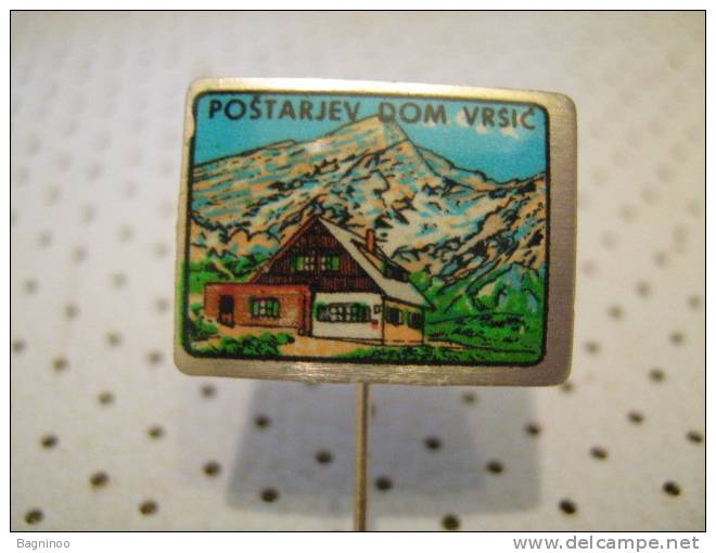 MOUNTAINEERING Alpinist House POSTARJEV DOM Vrsic Slovenia Rifugio - Alpinisme