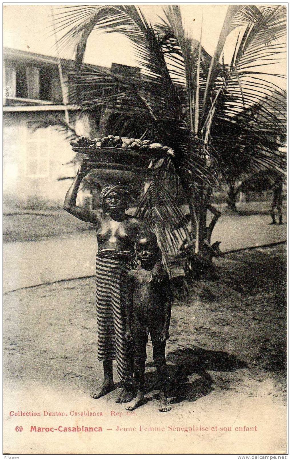 Jeune Femme Senegalaise Et Son Enfant - Casablanca
