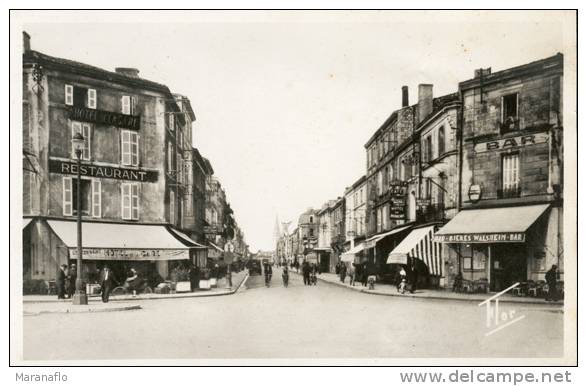 NIORT. La Rue De La Gare - Niort