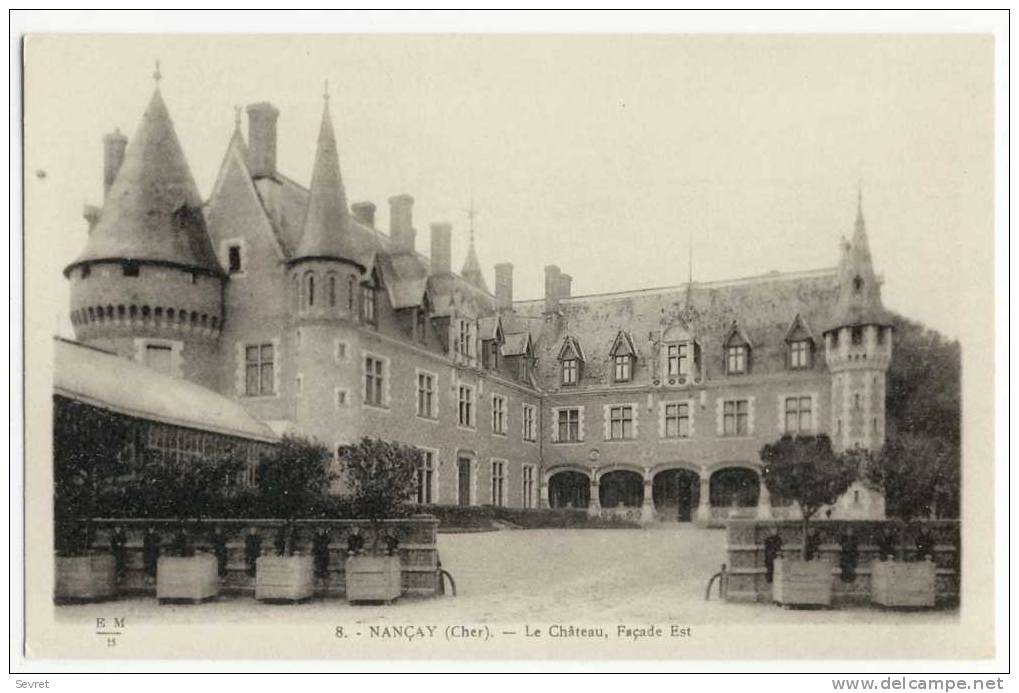 NANCAY. - Le Château , Façade Est - Nançay