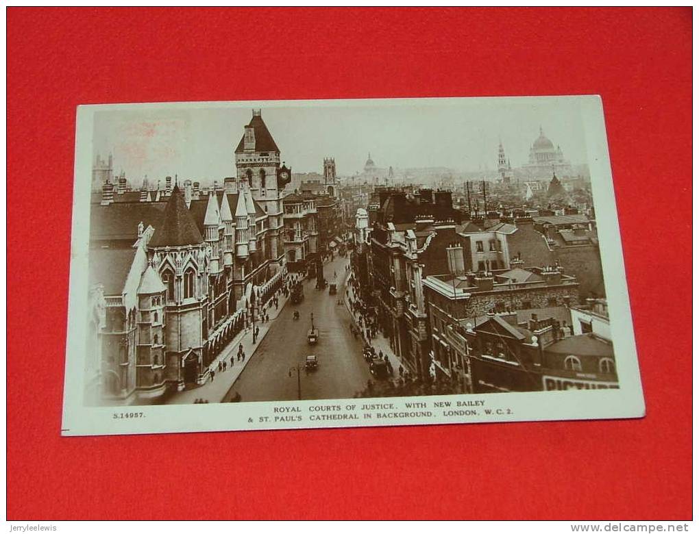 London -   Royal Court Of Justice, With New Bailey & St Paul's Cathedral  -  1922  -  ( 2 Scans ) - St. Paul's Cathedral