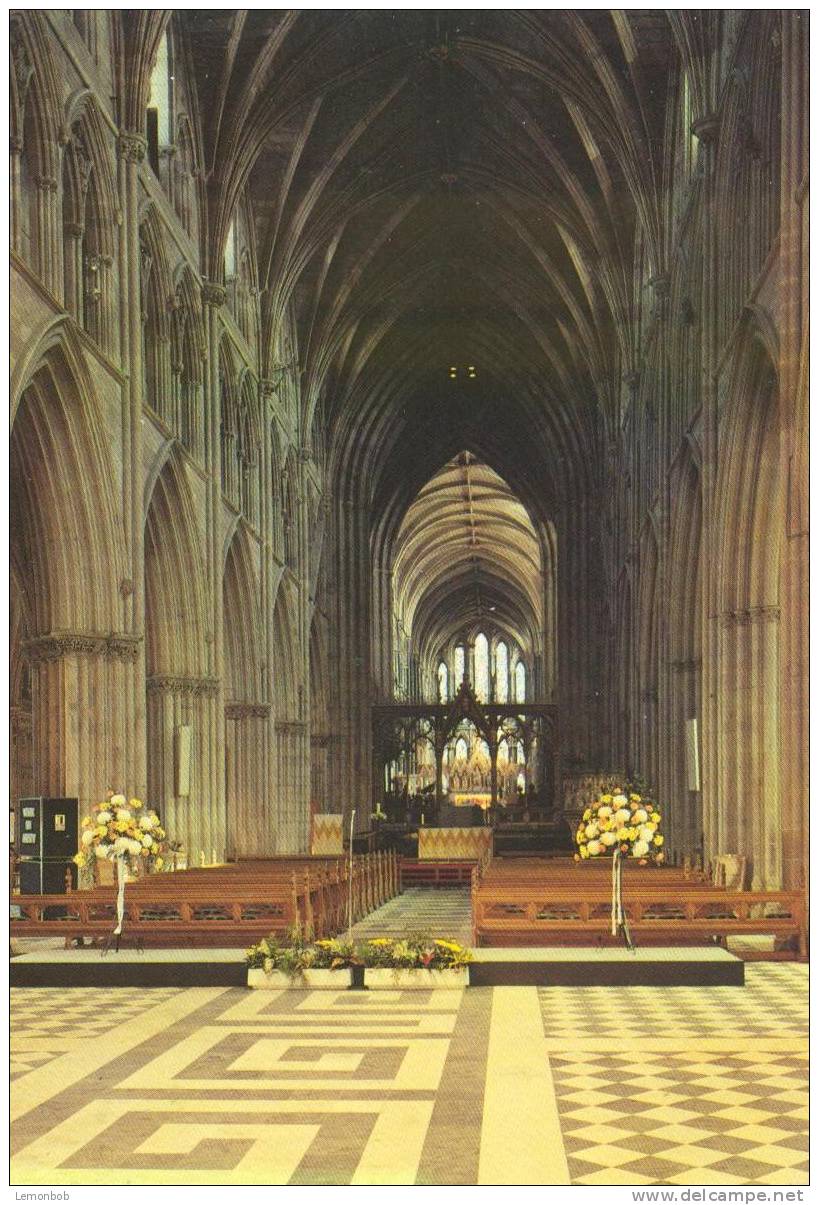 Britain United Kingdom The Nave, Worcester Cathedral Postcard [P1572] - Autres & Non Classés