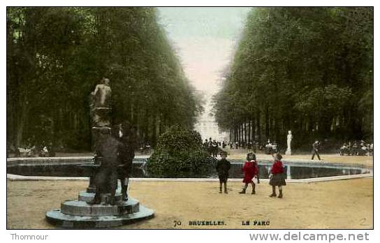 BRUXELLES .  -  LE PARC  -  1909  -   BELLE CARTE  ANIMEE   - - Bossen, Parken, Tuinen