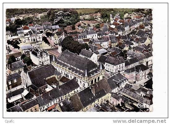 Saint Calais : Place Des Halles - Saint Calais