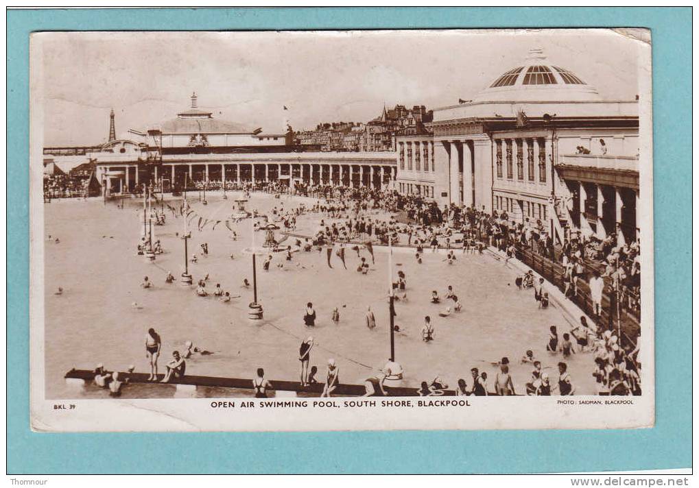 BLACKPOOL  -  OPEN AIR SWIMMING POOL . SOUTH SHORE .  -  1951 - CARTE PHOTO ANIMEE  -  TUCK´S     - - Blackpool