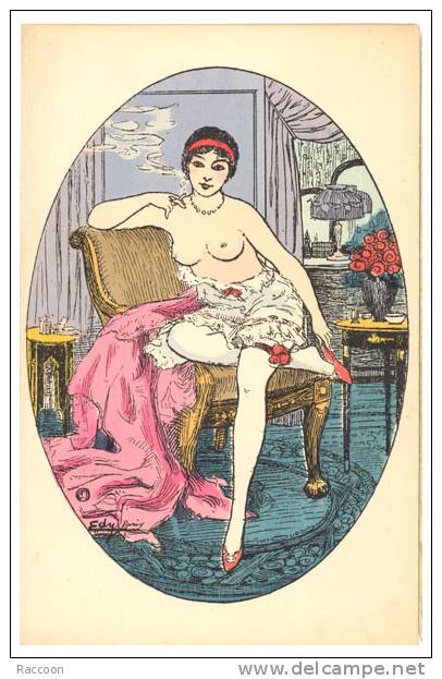Femme Demi-nue Fumant Une Cigarette [ érotique Bas Jarretière Seins ] - 1900-1949