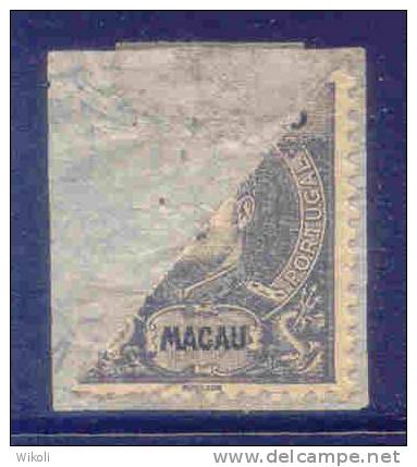 ! ! Macau - 1903 D. Carlos "HALF STAMP" 3 A - Af. 130 - Oblitérés