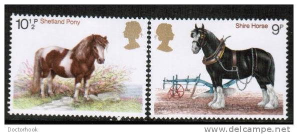 GREAT BRITAIN   Scott #  839-42**  VF MINT NH - Nuovi