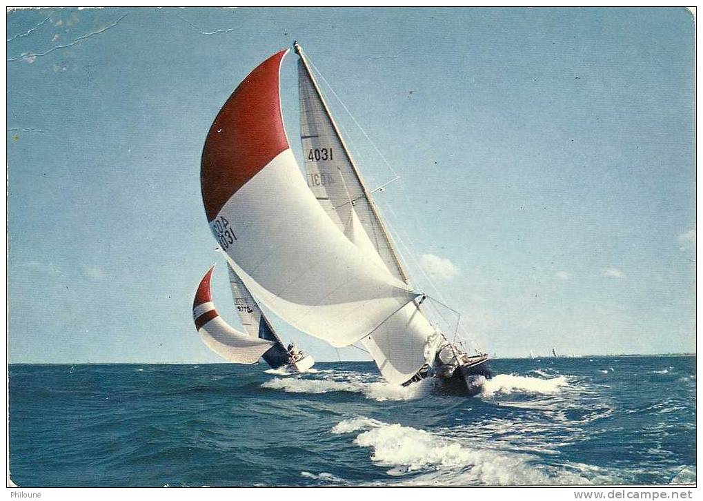 Bateaux De Plaisance - Voiliers Fervent - Classe III Enacier En Régate, Ref 1012-512 - Sailing