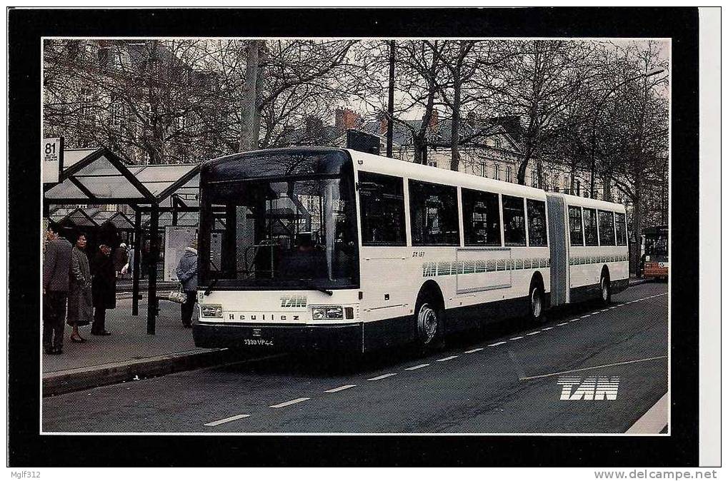 NANTES (44) SEMITAN Réseau Urbain Bus Articulé HEULIEZ GX 187  Mis En Service En 1987 - Bus & Autocars