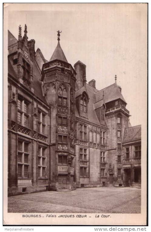 Dép. 18 - BOURGES. - Palais Jacques Coeur. La Cour. Carte-Photo - Bourges