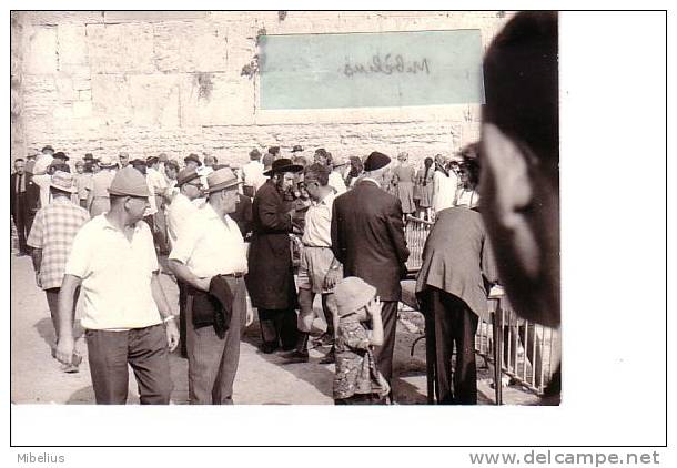 Israel- Jérusalem: Judaica - Juifs Près Du Mur Des Lamentations (photo) - Israel