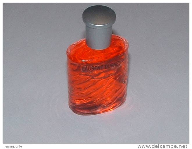 Miniature De Parfum Pleine - LAURENT DORNEL - Eau De Toilette - 10ml - (sans Boite) * - Miniatures Femmes (sans Boite)