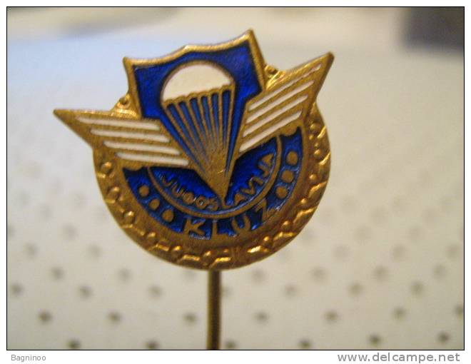 PARACHUTTING Pin Franjo Kluz Yugoslavia - Fallschirmspringen