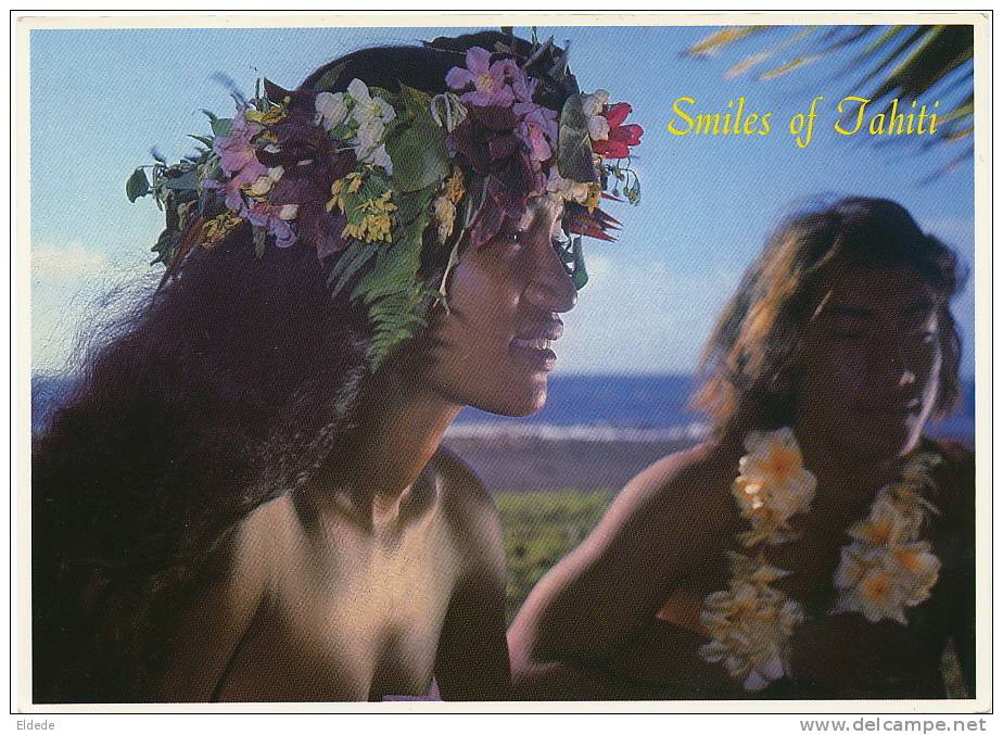 Smiles Of Tahiti Vahinés 109 Couronne De Fleurs Sauvages Teva Sylvain Format 10 Par 15 - Tahiti